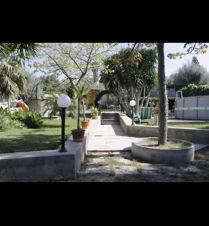 Villa Maria Villa Avola